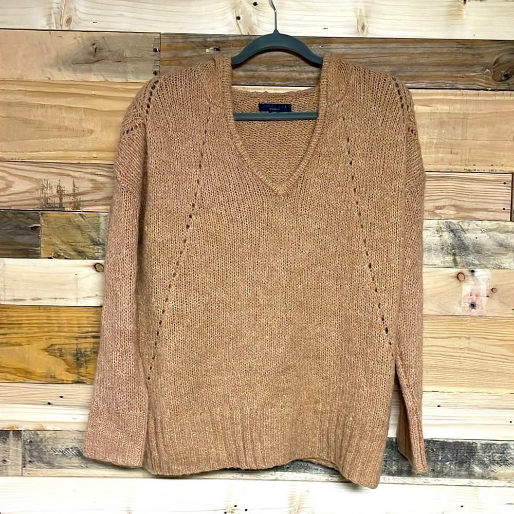 American Eagle size small tan sweater hoodie